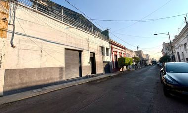 Renta $75,000.00 de 1 Local y 18 Consultorios Médicos en calle Morelos N°000, Col. Americana en Guadalajara, Jalisco, Mexico.