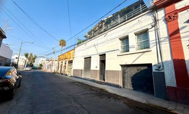 Renta $75,000.00 de 1 Local y 18 Consultorios Médicos en calle Morelos N°000, Col. Americana en Guadalajara, Jalisco, Mexico.