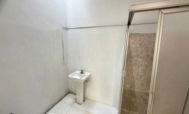 Renta $75,000.00 de 1 Local y 18 Consultorios Médicos en calle Morelos N°000, Col. Americana en Guadalajara, Jalisco, Mexico.