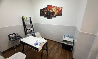 Renta $75,000.00 de 1 Local y 18 Consultorios Médicos en calle Morelos N°000, Col. Americana en Guadalajara, Jalisco, Mexico.