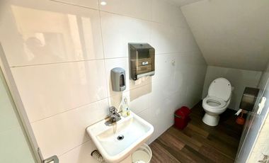 Renta $75,000.00 de 1 Local y 18 Consultorios Médicos en calle Morelos N°000, Col. Americana en Guadalajara, Jalisco, Mexico.