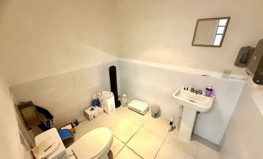 Renta $75,000.00 de 1 Local y 18 Consultorios Médicos en calle Morelos N°000, Col. Americana en Guadalajara, Jalisco, Mexico.