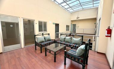 Renta $75,000.00 de 1 Local y 18 Consultorios Médicos en calle Morelos N°000, Col. Americana en Guadalajara, Jalisco, Mexico.