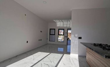 CASA EN VENTA EN FRACCIONAMIENTO BOSQUES DE LA TRINIDAD