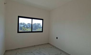 CASA EN VENTA EN FRACCIONAMIENTO BOSQUES DE LA TRINIDAD