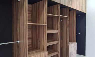 CASA EN VENTA EN FRACCIONAMIENTO BOSQUES DE LA TRINIDAD