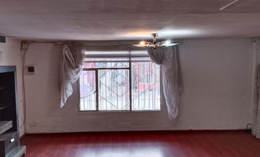 CASA EN VENTA 3 HABITACIONES 1 BAÑO / MELIPILLA