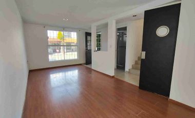 CASA DE OPORTUNIDAD  Camino Real a Cholula, priv Manicoba.