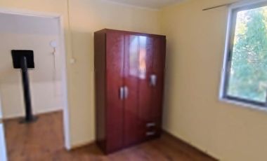 ARRIENDO CASA A PASOS DEL CENTRO,  3 DORMITORIOS 2 BAÑOS.