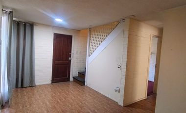 ARRIENDO CASA A PASOS DEL CENTRO,  3 DORMITORIOS 2 BAÑOS.
