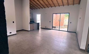SE ARRIENDA CASA FINCA, SECTOR EL TABLAZO. RIONEGRO