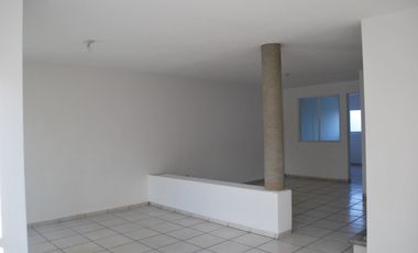 CASA EN PRIVADA PALMAR  EN RENTA, EN ZONA NORTE DE LEON, 3 RECAMARAS