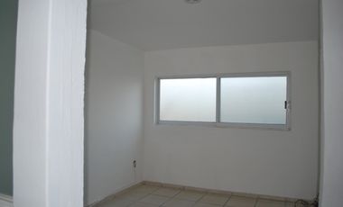 CASA EN PRIVADA PALMAR  EN RENTA, EN ZONA NORTE DE LEON, 3 RECAMARAS