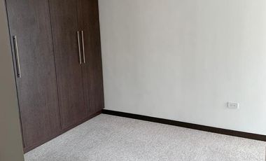 Departamento en Venta, Sector El Bosque, Quito, Ecuador