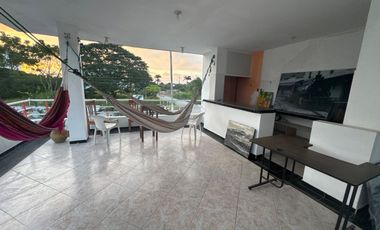 Hostería en Venta, Tonsupa, Ecuador