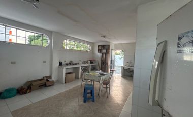 Hostería en Venta, Tonsupa, Ecuador