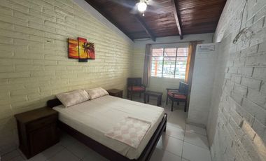 Hostería en Venta, Tonsupa, Ecuador