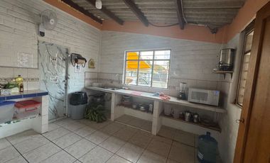 Hostería en Venta, Tonsupa, Ecuador