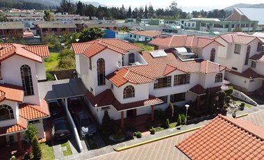 Casa en Venta Hermosa, Sector La Armenia