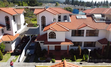 Casa en Venta Hermosa, Sector La Armenia