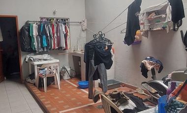 CASA EN VENTA BARRIO LA PEDREGOSA