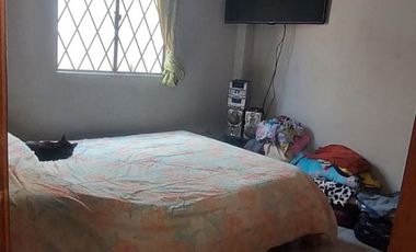 CASA EN VENTA BARRIO LA PEDREGOSA