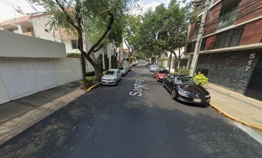 Casa en Remate Bancario en Col. Portales cerca del Parque de los Venados y museo Frida Kahlo.