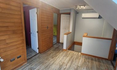 hermosa casa cercana al aeropuerto y centro de Castro, Chiloé