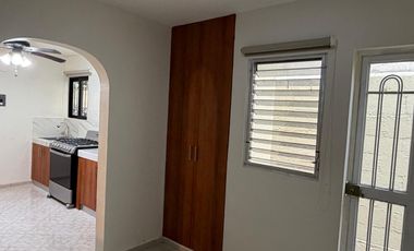 CASA EN RENTA EN MÉRIDA – PRIVADA MONTERREAL