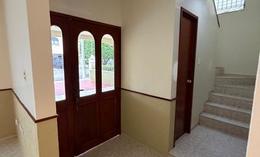 CASA EN RENTA EN MÉRIDA – PRIVADA MONTERREAL