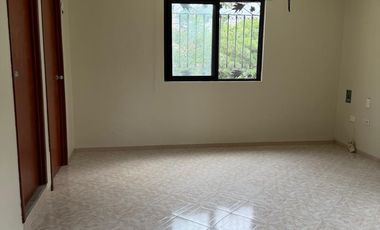 CASA EN RENTA EN MÉRIDA – PRIVADA MONTERREAL