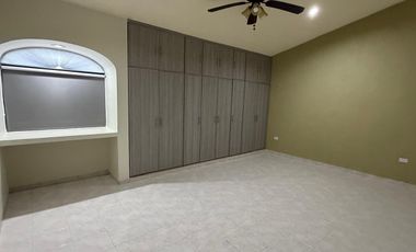 CASA EN RENTA EN MÉRIDA – PRIVADA MONTERREAL