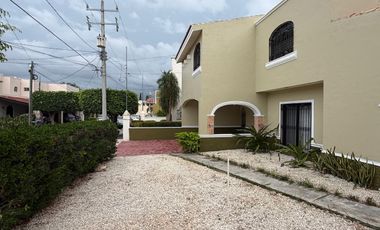 CASA EN RENTA EN MÉRIDA – PRIVADA MONTERREAL