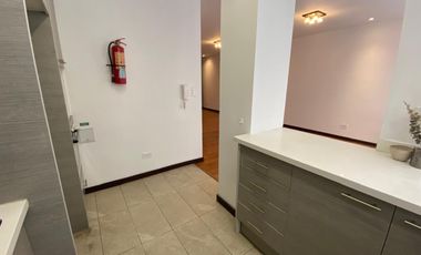RENTA DE DE PARTAMENTO 2 DORMITORIOS  – PLANTA BAJA CON PATIO | BELLAVISTA QUITO