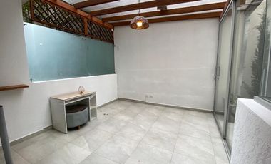 RENTA DE DE PARTAMENTO 2 DORMITORIOS  – PLANTA BAJA CON PATIO | BELLAVISTA QUITO