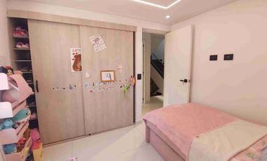 Casa en venta en El Poblado - La Frontera