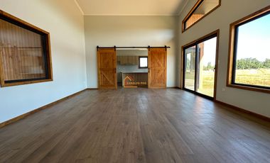 Casa nueva y hermosa en Parcela privilegiada en Pitrufquén.    REBAJADA