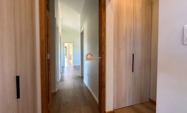 Casa nueva y hermosa en Parcela privilegiada en Pitrufquén.    REBAJADA