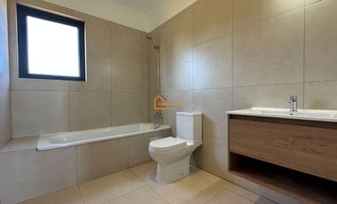 Casa nueva y hermosa en Parcela privilegiada en Pitrufquén.    REBAJADA