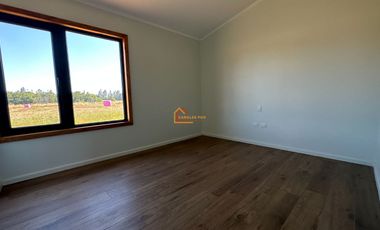 Casa nueva y hermosa en Parcela privilegiada en Pitrufquén.    REBAJADA