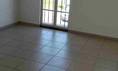 Venta Villa Capri Juriquilla Preciosa casa en condominio cotizado con amenidades. 3 recámaras, cto. de servicio, jardinzaso, amenidades