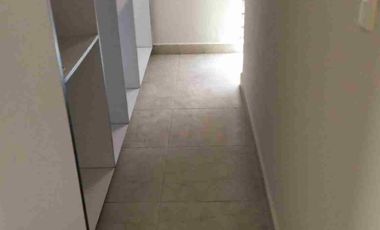 Renta Villa Capri Juriquilla Preciosa casa en condominio cotizado con amenidades. 3 recámaras con aire acondicionado  y paneles solares, sala de tv. cocina amplia cto. de servicio y lavado, sala comedor, jardin grande , garage techado, amenidades