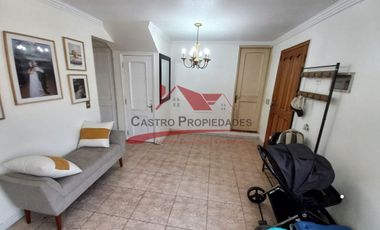 Casa de Dos Pisos Ampliada con 3 Dormitorios, 2 Baños, Villa La Busqueda, Comuna La Florida