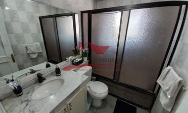 Casa de Dos Pisos Ampliada con 3 Dormitorios, 2 Baños, Villa La Busqueda, Comuna La Florida