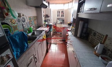 Hermosa Casa de Dos Pisos 3 Dormitorios 2 Baños, Condominio Piedra Roja, Comuna de Quilicura