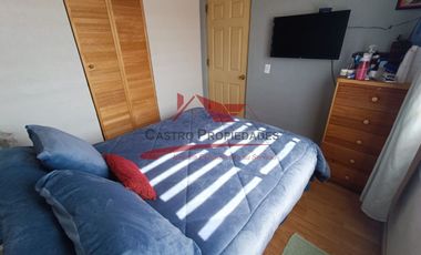 Hermosa Casa de Dos Pisos 3 Dormitorios 2 Baños, Condominio Piedra Roja, Comuna de Quilicura