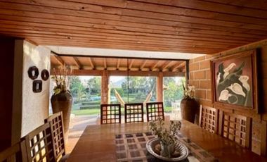 VENDO ESPECTACULAR RESIDENCIA  EN CALLE CERRADA VISTA DEL VALLE