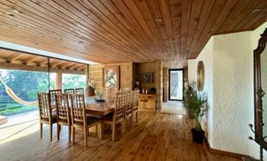 VENDO ESPECTACULAR RESIDENCIA  EN CALLE CERRADA VISTA DEL VALLE