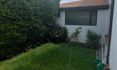 CASA 4 DORMITORIOS DE VENTA EN CUMBAYA SECTOR EL RESERVORIO