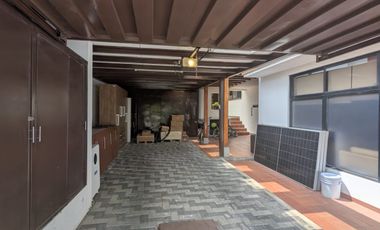 CASA 4 DORMITORIOS DE VENTA EN CUMBAYA SECTOR EL RESERVORIO